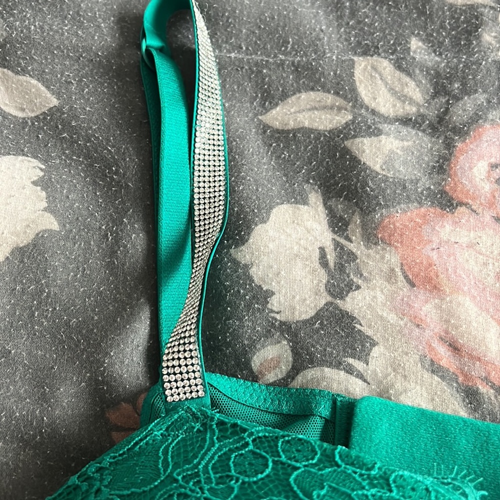Bombshell shine strap - Picture 5 of 11